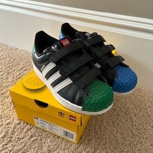 GUC Adidas x Lego Superstar Velcro Runner
